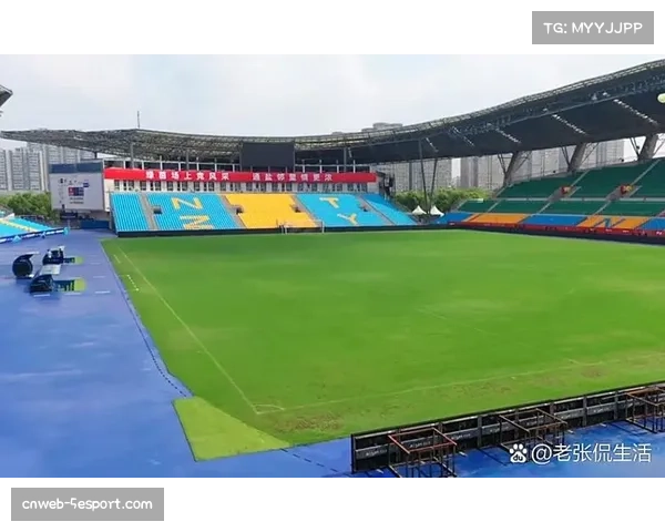 通讯：一座县城的足球热情，南通如皋奥体中心再次爆满